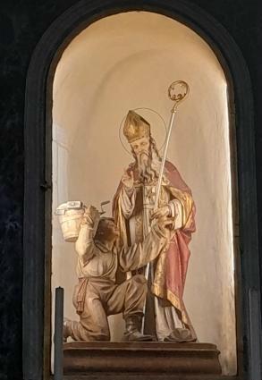 San Mauro con il muratore